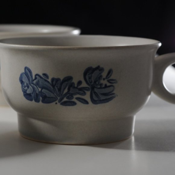 Yorktowne Pfaltzgraff Coffee Cups - Picture 3 of 4